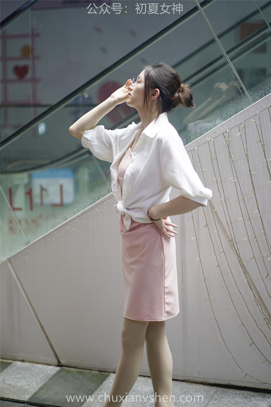 图片[99]-初夏女神 NO.036 大发 周末兼职 [226P] – 速更版-美库