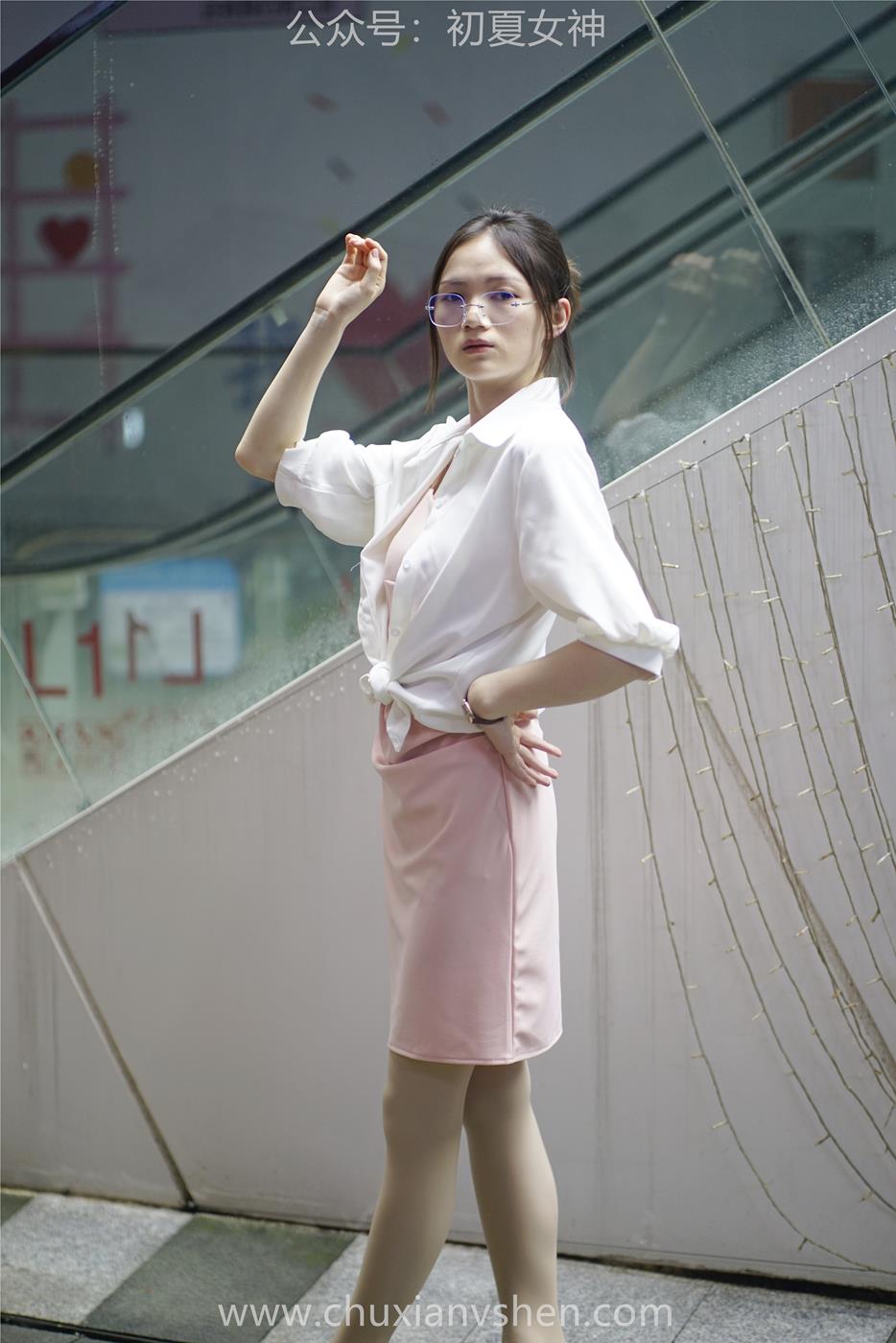 图片[101]-初夏女神 NO.036 大发 周末兼职 [226P] – 速更版-美库