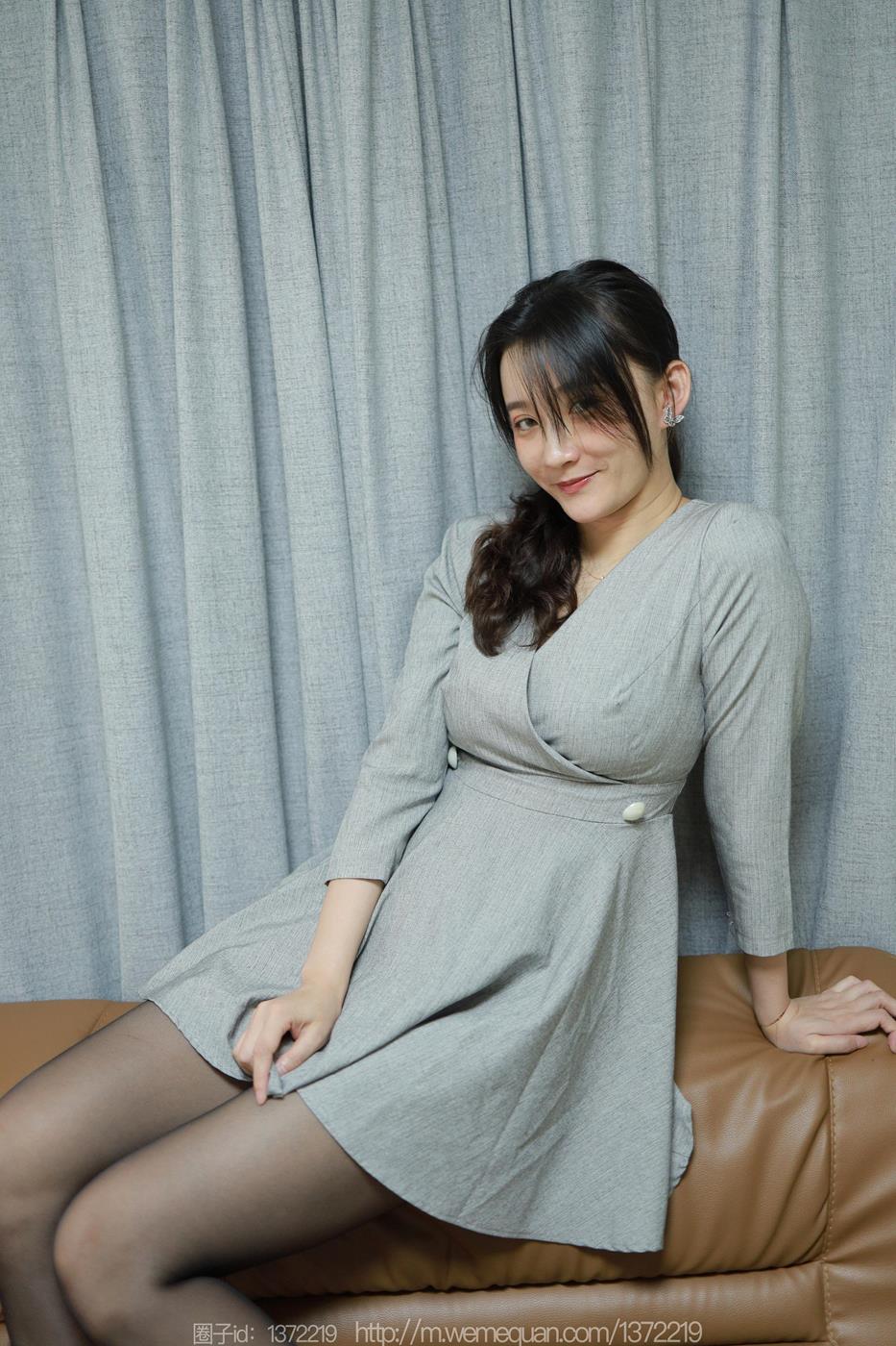 图片[74]-[IESS异思趣向] 2023.04.22 丝享家1429：秋秋《沙发上的女人》[87P] – 速更版-美库