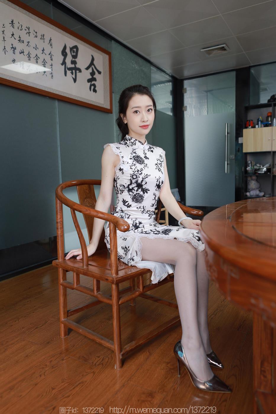 图片[84]-[IESS异思趣向] 2023.04.25 丝享家1432：小婕《灰斯旗袍》[85P] – 速更版-美库