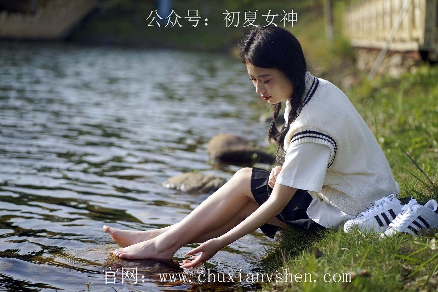 图片[26]-初夏女神 NO.039 念念 春秋JK套搭配三叶草贝壳头鞋[115P] – 速更版-美库