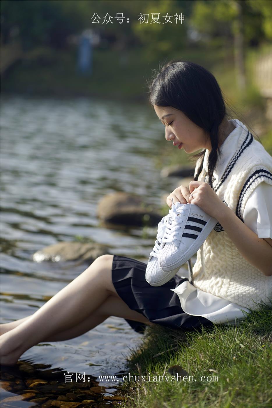 图片[29]-初夏女神 NO.039 念念 春秋JK套搭配三叶草贝壳头鞋[115P] – 速更版-美库