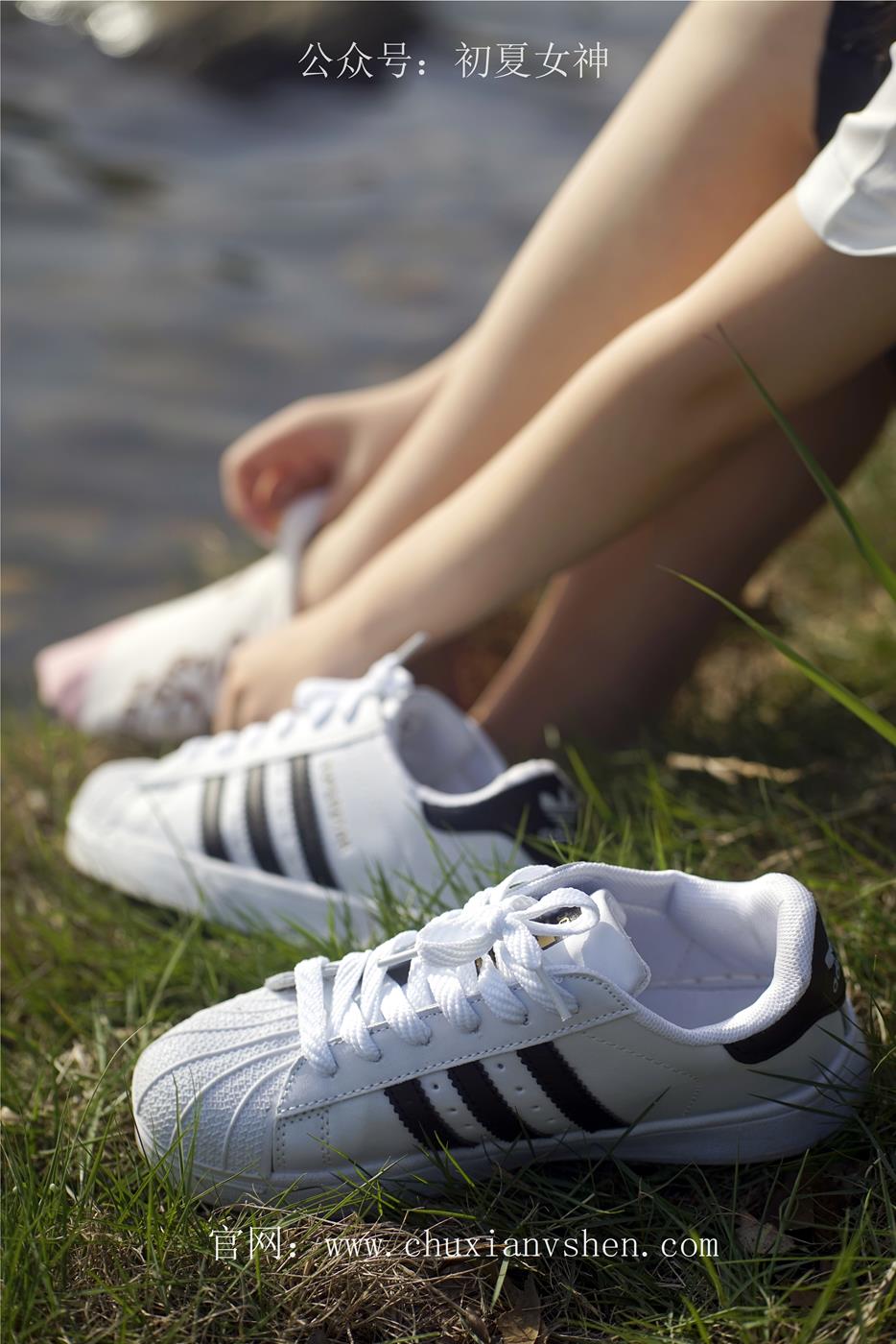 图片[37]-初夏女神 NO.039 念念 春秋JK套搭配三叶草贝壳头鞋[115P] – 速更版-美库