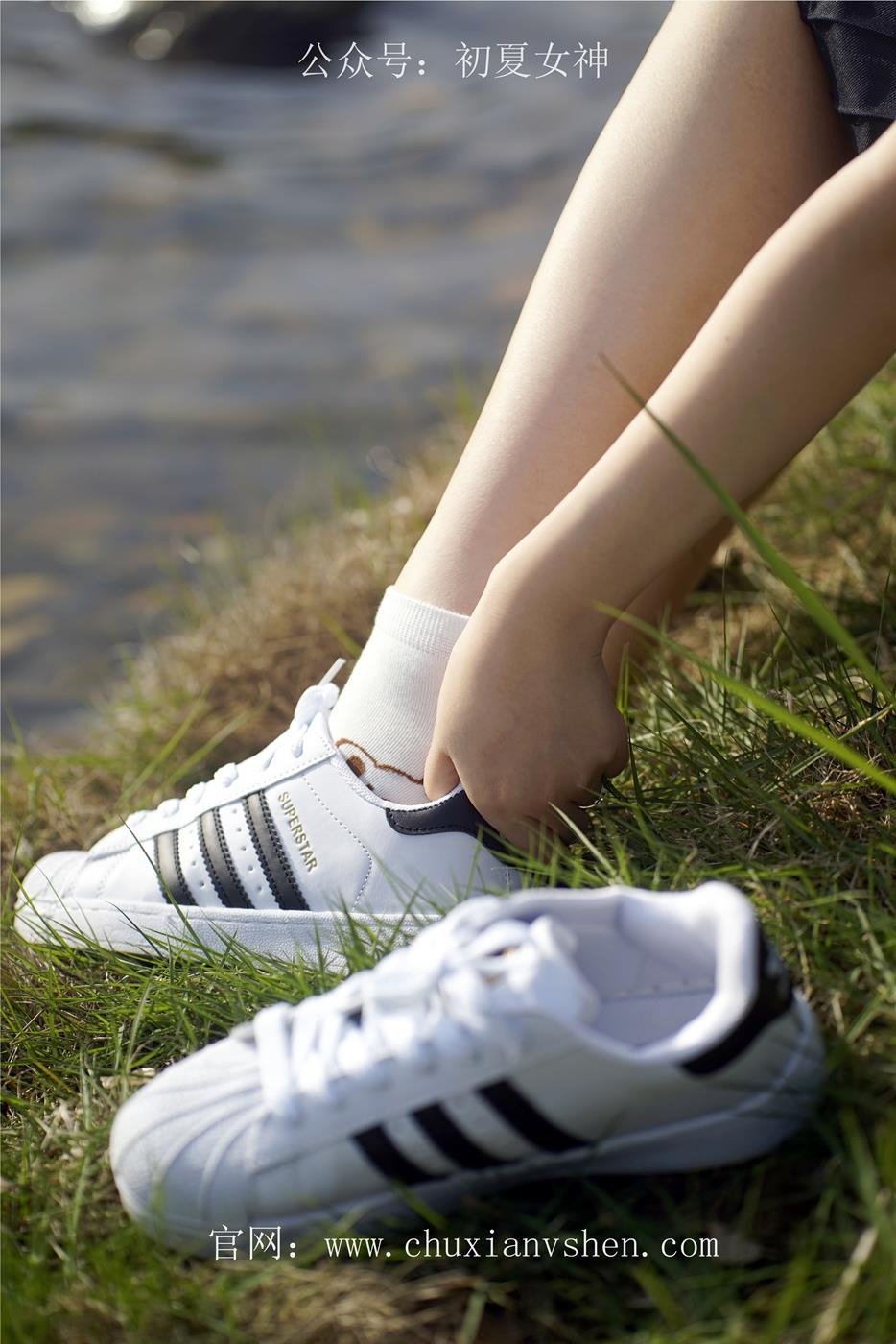 图片[38]-初夏女神 NO.039 念念 春秋JK套搭配三叶草贝壳头鞋[115P] – 速更版-美库