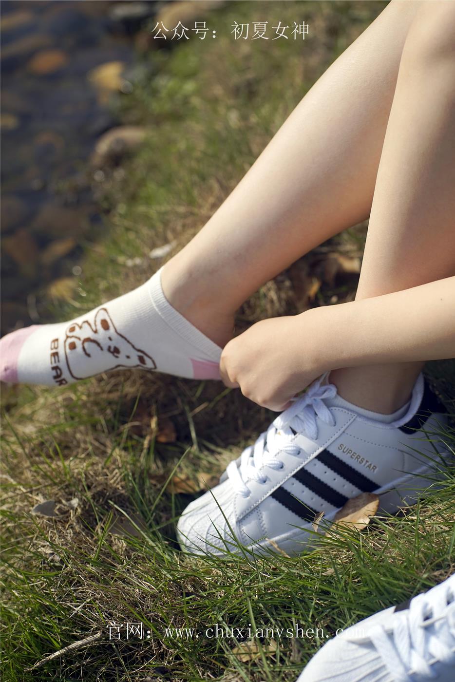 图片[42]-初夏女神 NO.039 念念 春秋JK套搭配三叶草贝壳头鞋[115P] – 速更版-美库