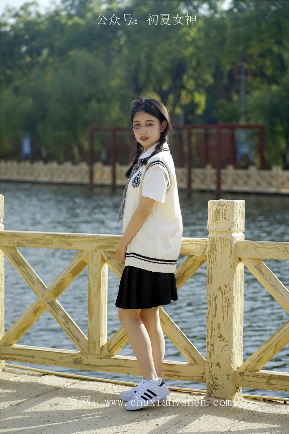 图片[46]-初夏女神 NO.039 念念 春秋JK套搭配三叶草贝壳头鞋[115P] – 速更版-美库