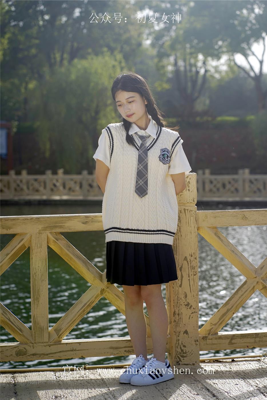 图片[49]-初夏女神 NO.039 念念 春秋JK套搭配三叶草贝壳头鞋[115P] – 速更版-美库