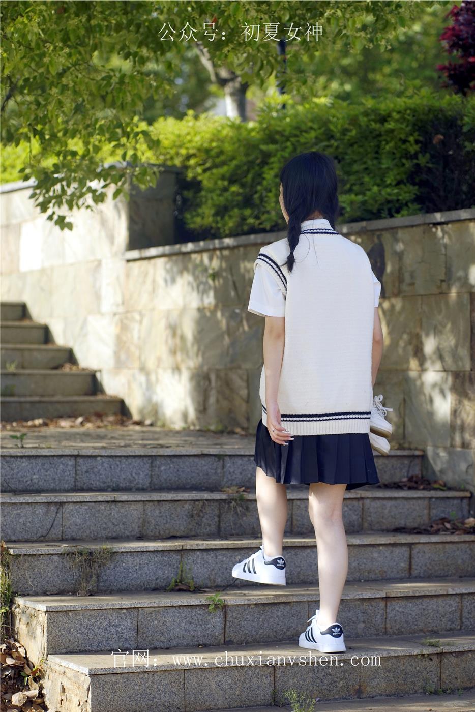 图片[51]-初夏女神 NO.039 念念 春秋JK套搭配三叶草贝壳头鞋[115P] – 速更版-美库