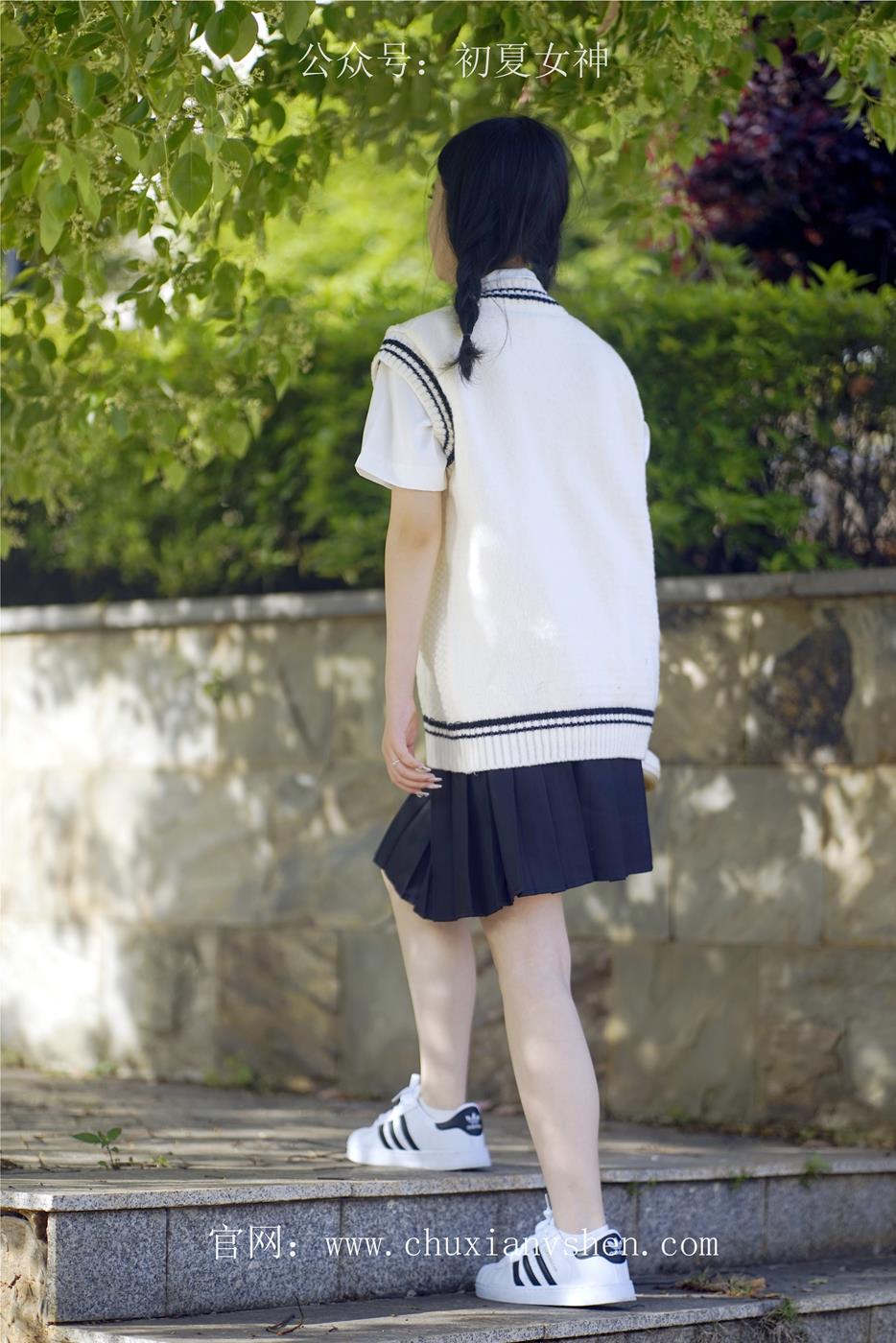 图片[52]-初夏女神 NO.039 念念 春秋JK套搭配三叶草贝壳头鞋[115P] – 速更版-美库