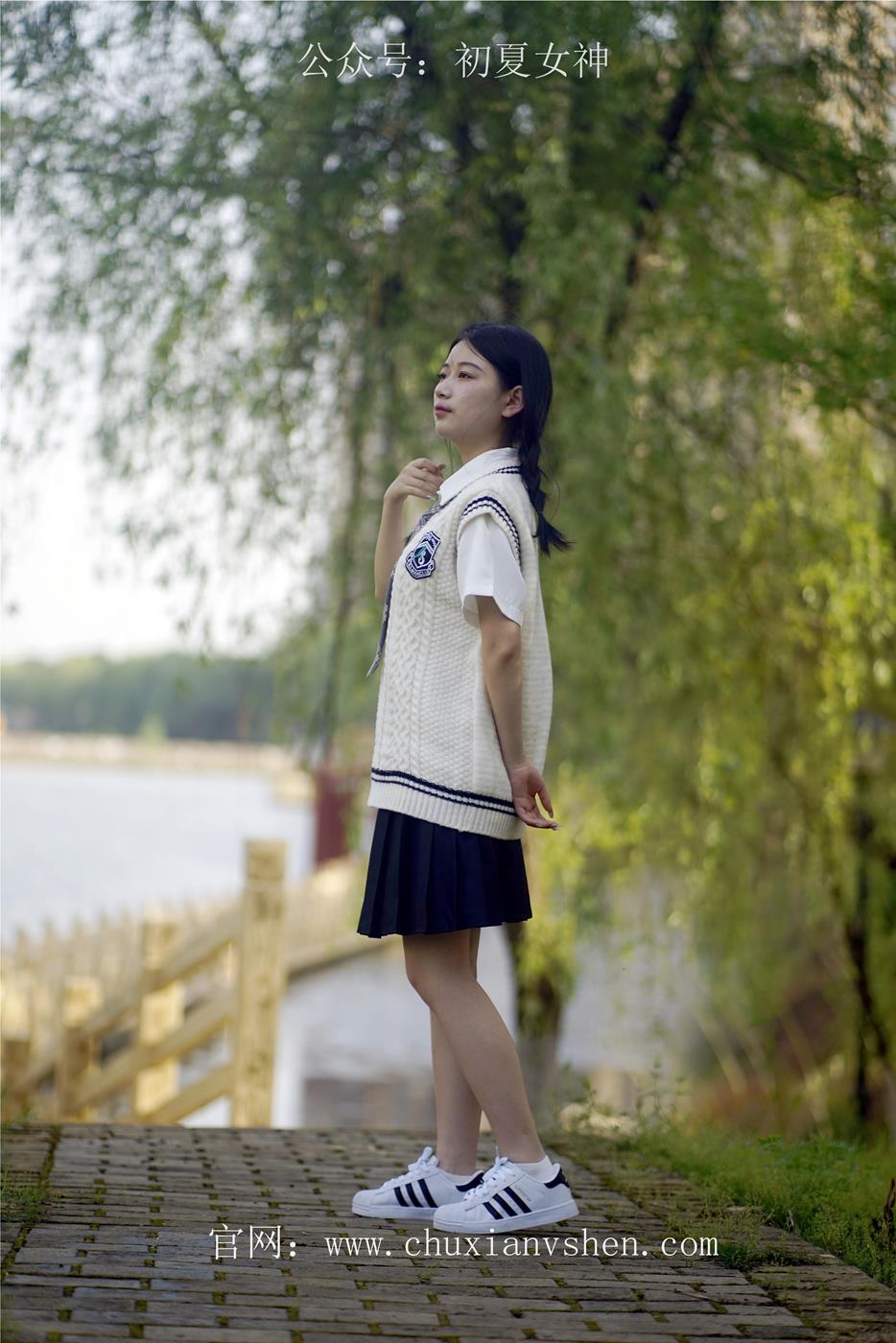 图片[55]-初夏女神 NO.039 念念 春秋JK套搭配三叶草贝壳头鞋[115P] – 速更版-美库