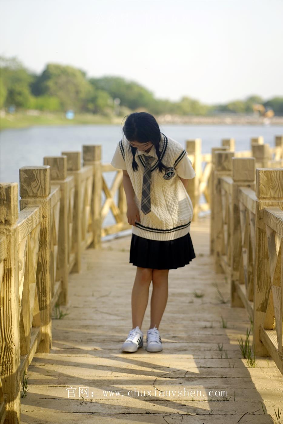 图片[69]-初夏女神 NO.039 念念 春秋JK套搭配三叶草贝壳头鞋[115P] – 速更版-美库