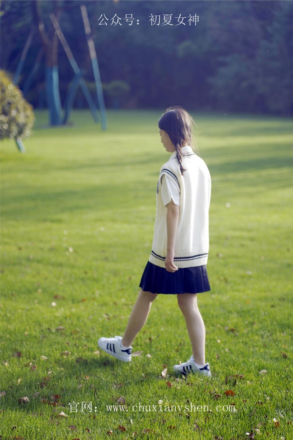 图片[80]-初夏女神 NO.039 念念 春秋JK套搭配三叶草贝壳头鞋[115P] – 速更版-美库