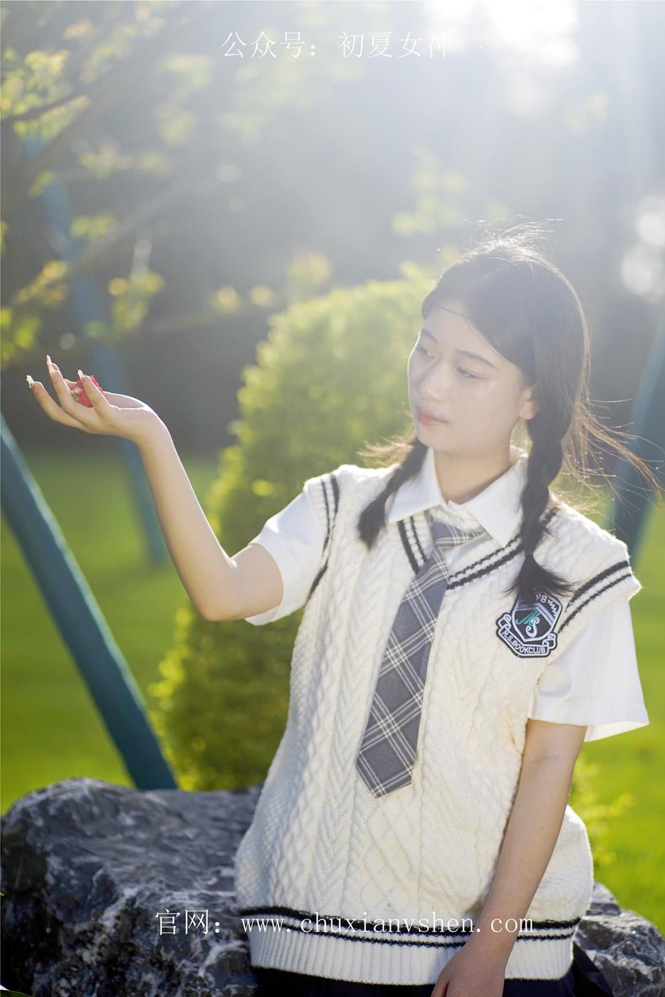 图片[88]-初夏女神 NO.039 念念 春秋JK套搭配三叶草贝壳头鞋[115P] – 速更版-美库