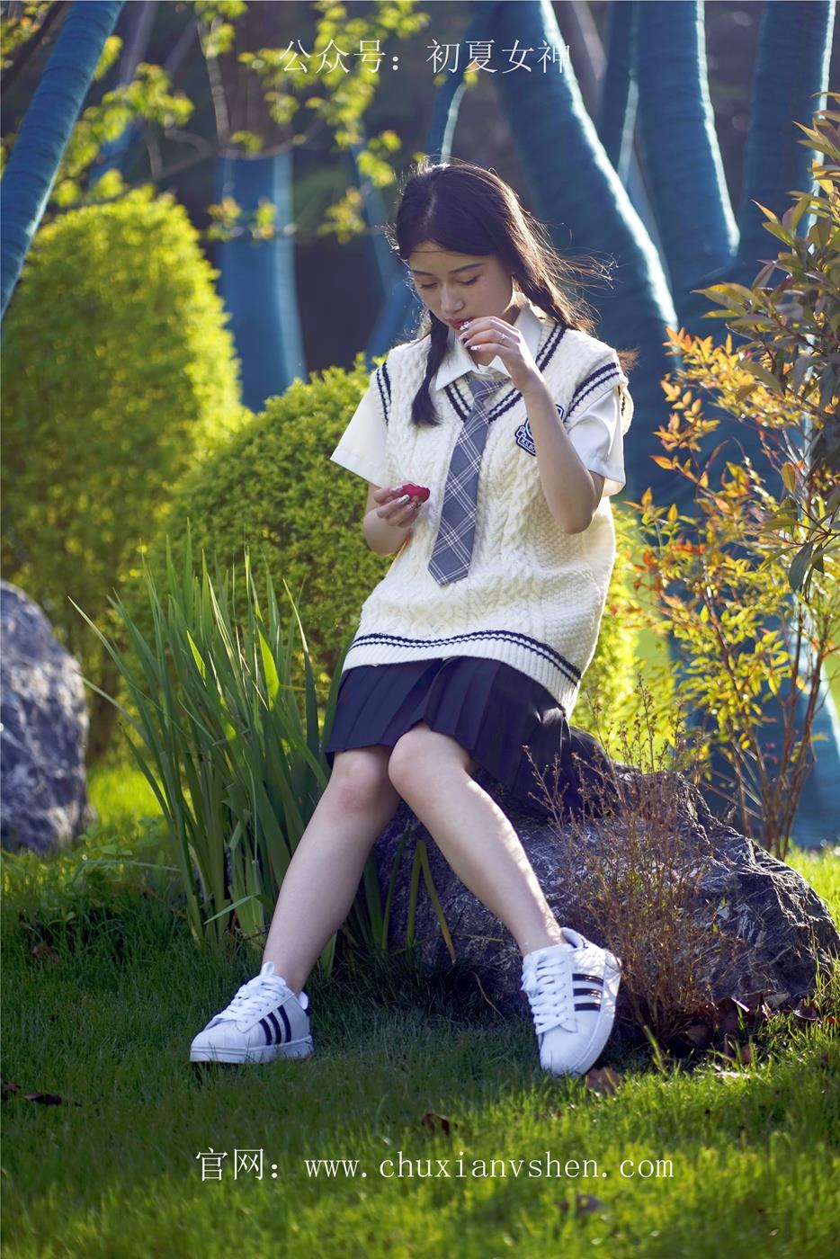 图片[93]-初夏女神 NO.039 念念 春秋JK套搭配三叶草贝壳头鞋[115P] – 速更版-美库