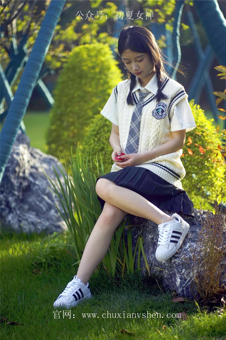 图片[96]-初夏女神 NO.039 念念 春秋JK套搭配三叶草贝壳头鞋[115P] – 速更版-美库