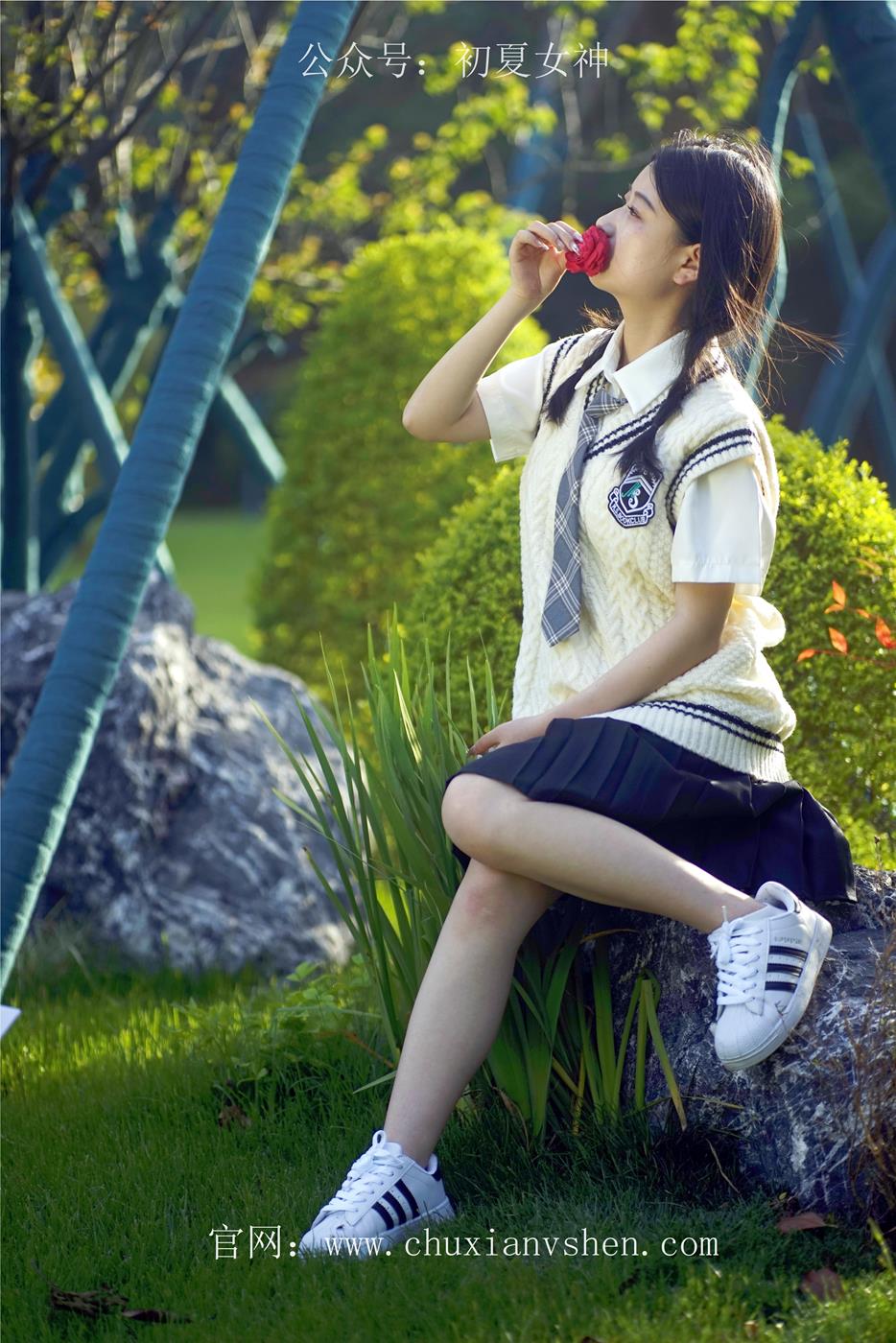 图片[98]-初夏女神 NO.039 念念 春秋JK套搭配三叶草贝壳头鞋[115P] – 速更版-美库