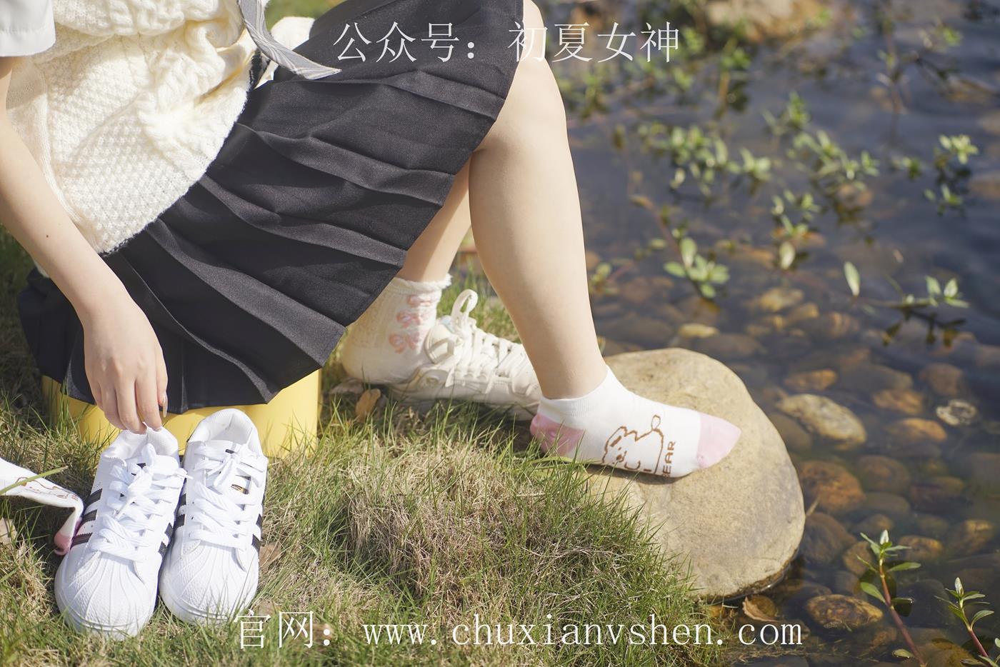 图片[113]-初夏女神 NO.039 念念 春秋JK套搭配三叶草贝壳头鞋[115P] – 速更版-美库