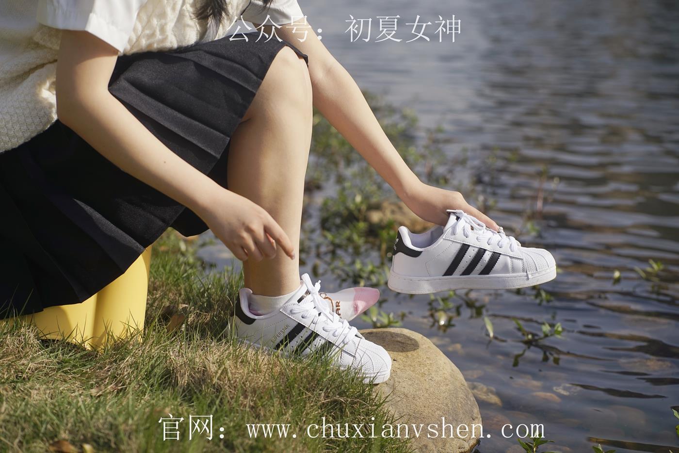 图片[116]-初夏女神 NO.039 念念 春秋JK套搭配三叶草贝壳头鞋[115P] – 速更版-美库