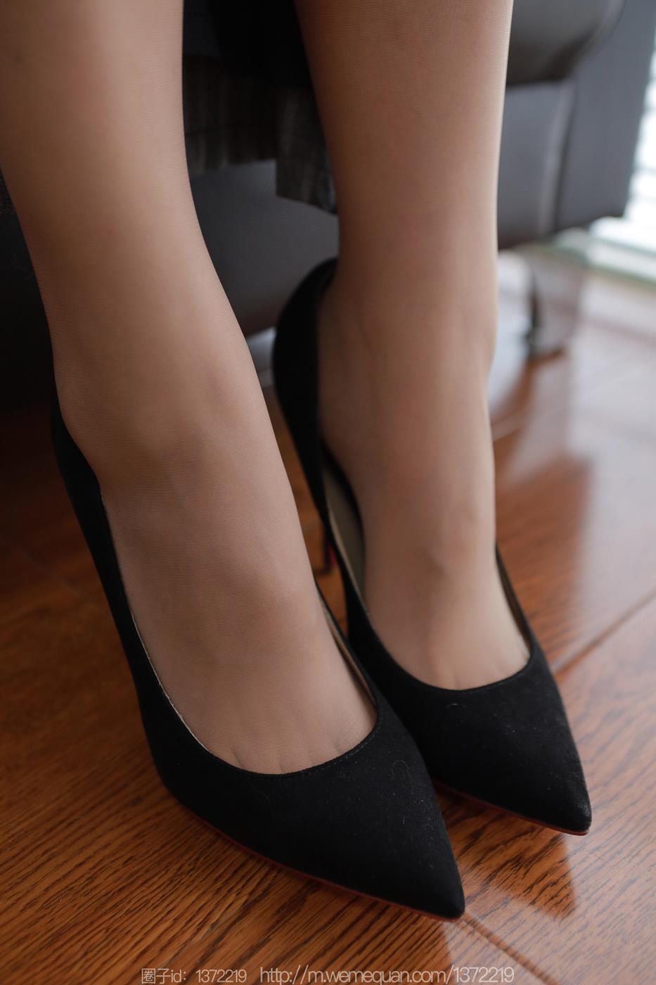 图片[17]-[IESS异思趣向] 2023.04.26 丝享家1433：小宝《旗袍半筒丝》[87P] – 速更版-美库