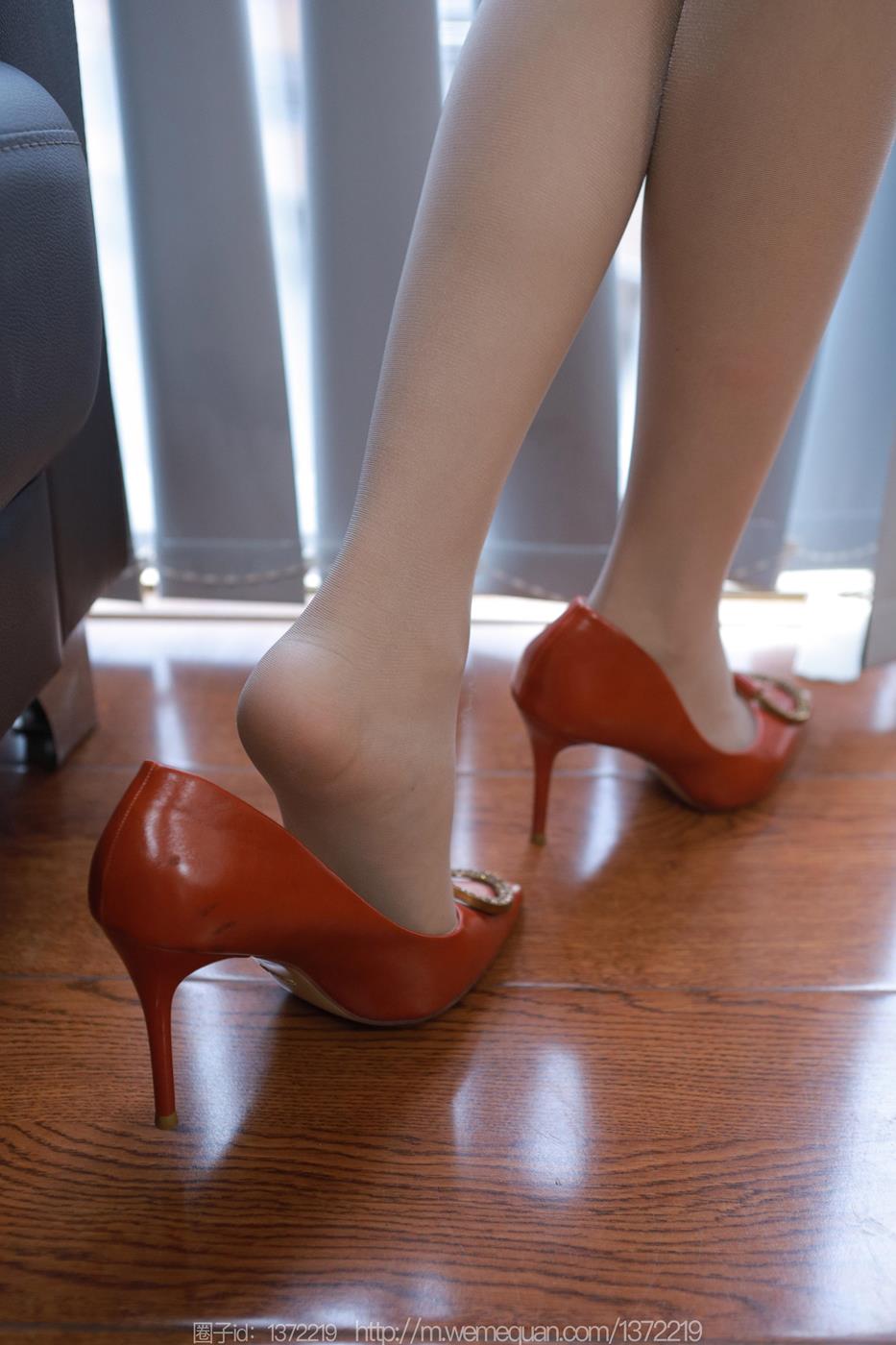 图片[72]-[IESS异思趣向] 2023.04.27 丝享家1434：美子《橘色高跟肉丝》[89P] – 速更版-美库