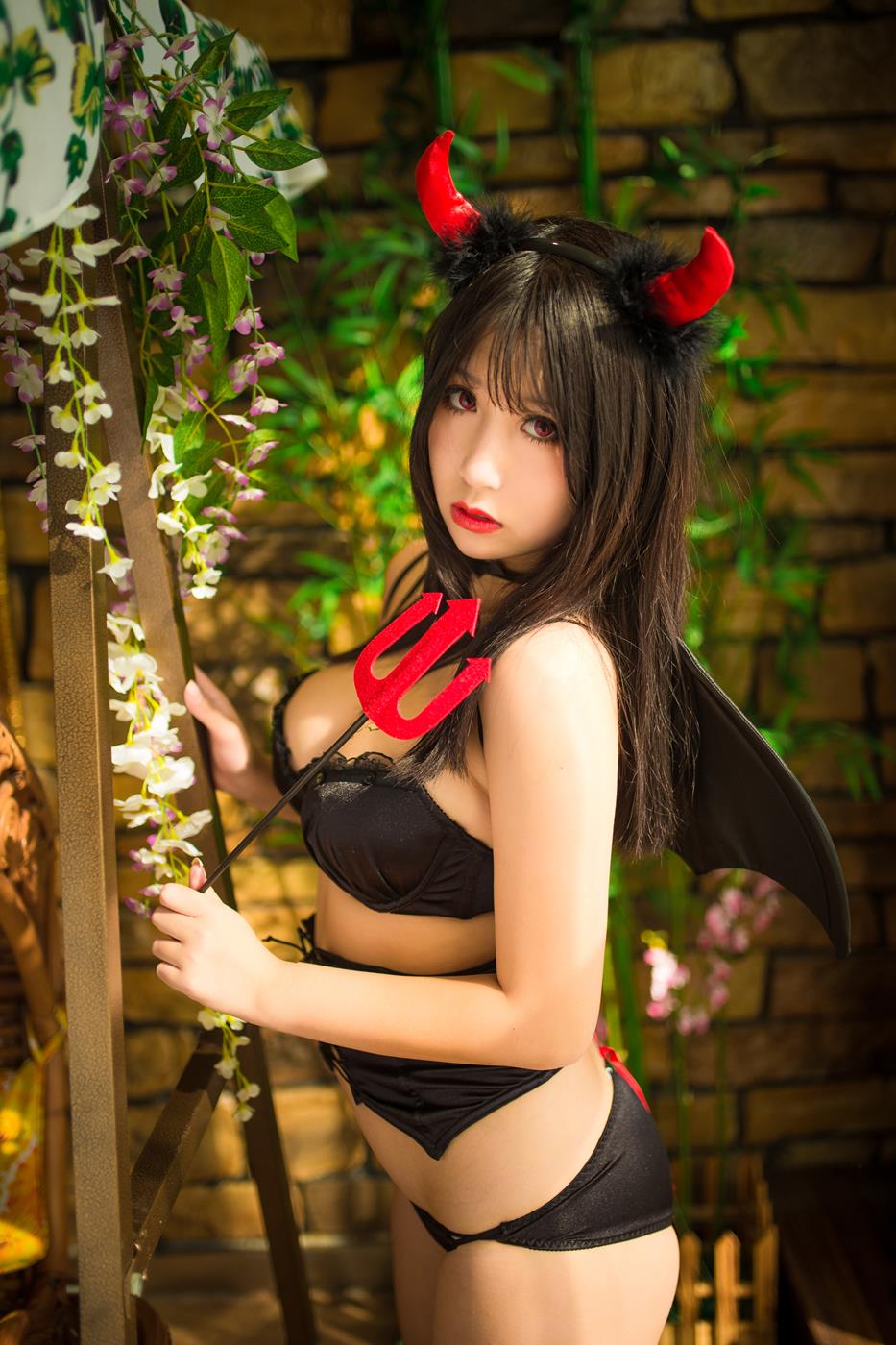 图片[27]-猫九酱 刀舞 [38P] – 速更版-美库