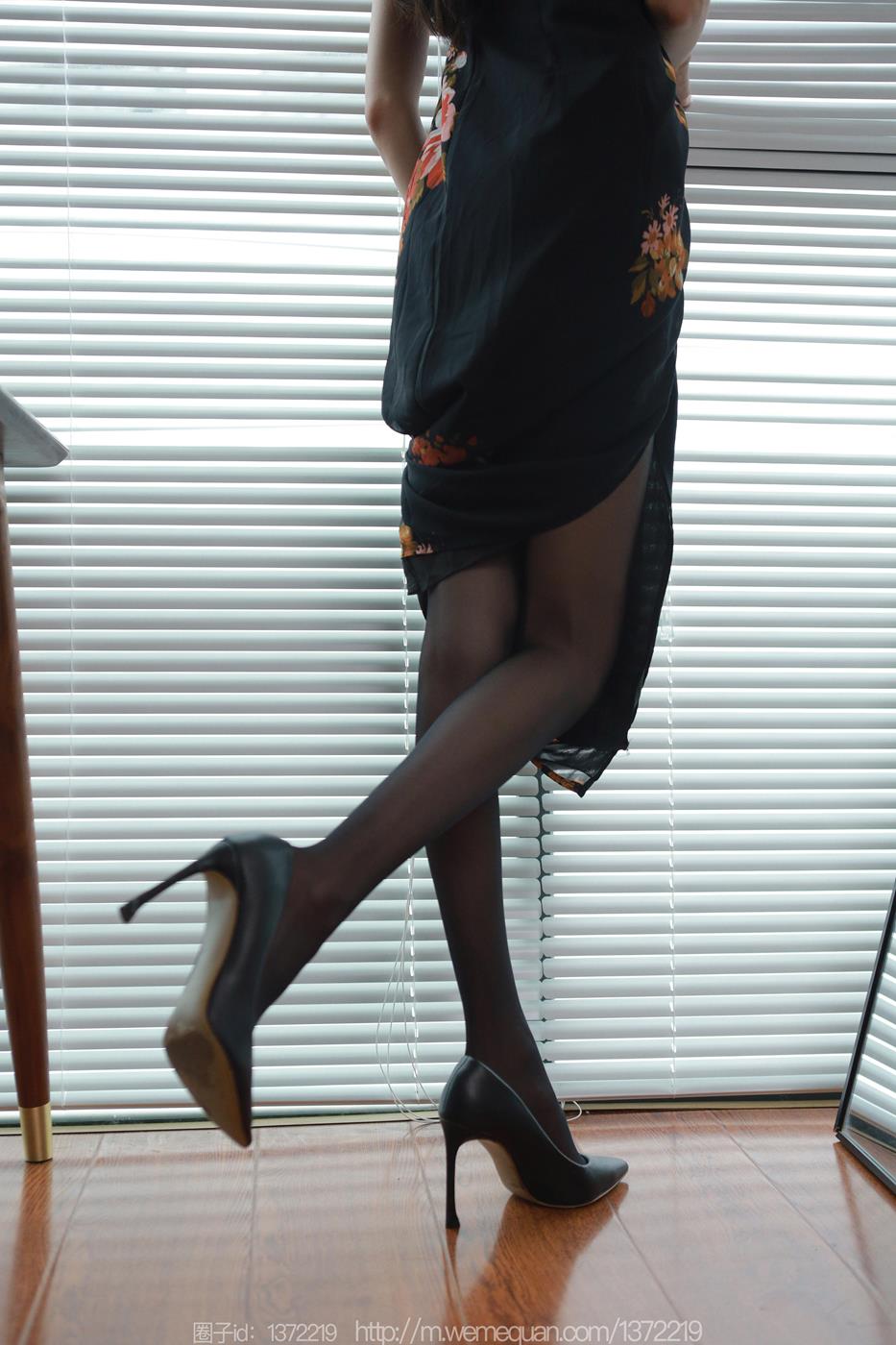 图片[71]-[IESS异思趣向] 2023.04.28 丝享家1435：团团《黑色高跟鞋》[83P] – 速更版-美库