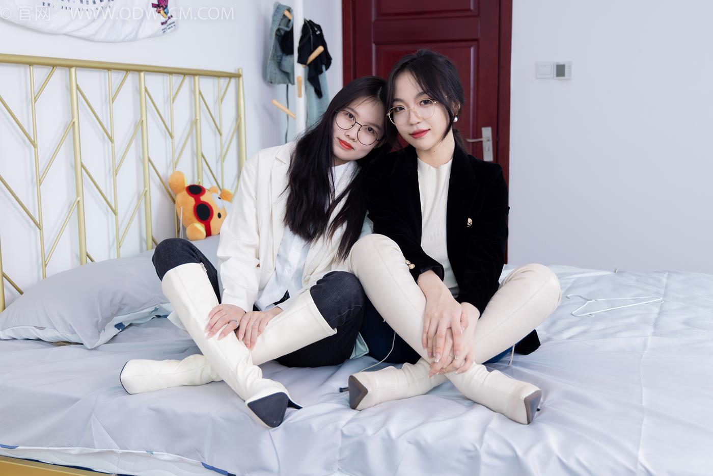 图片[25]-物恋传媒 NO.1687 纱纱&颜颜-玻璃上的雨滴[150P] – 速更版-美库