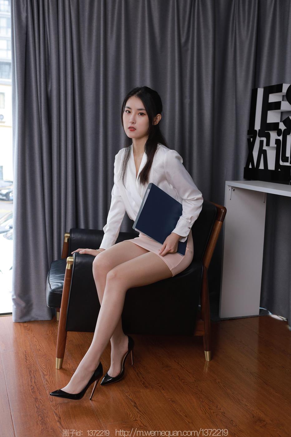 图片[51]-[IESS异思趣向] 2023.05.01 丝享家1438：小宝《都市OL女神》[87P] – 速更版-美库