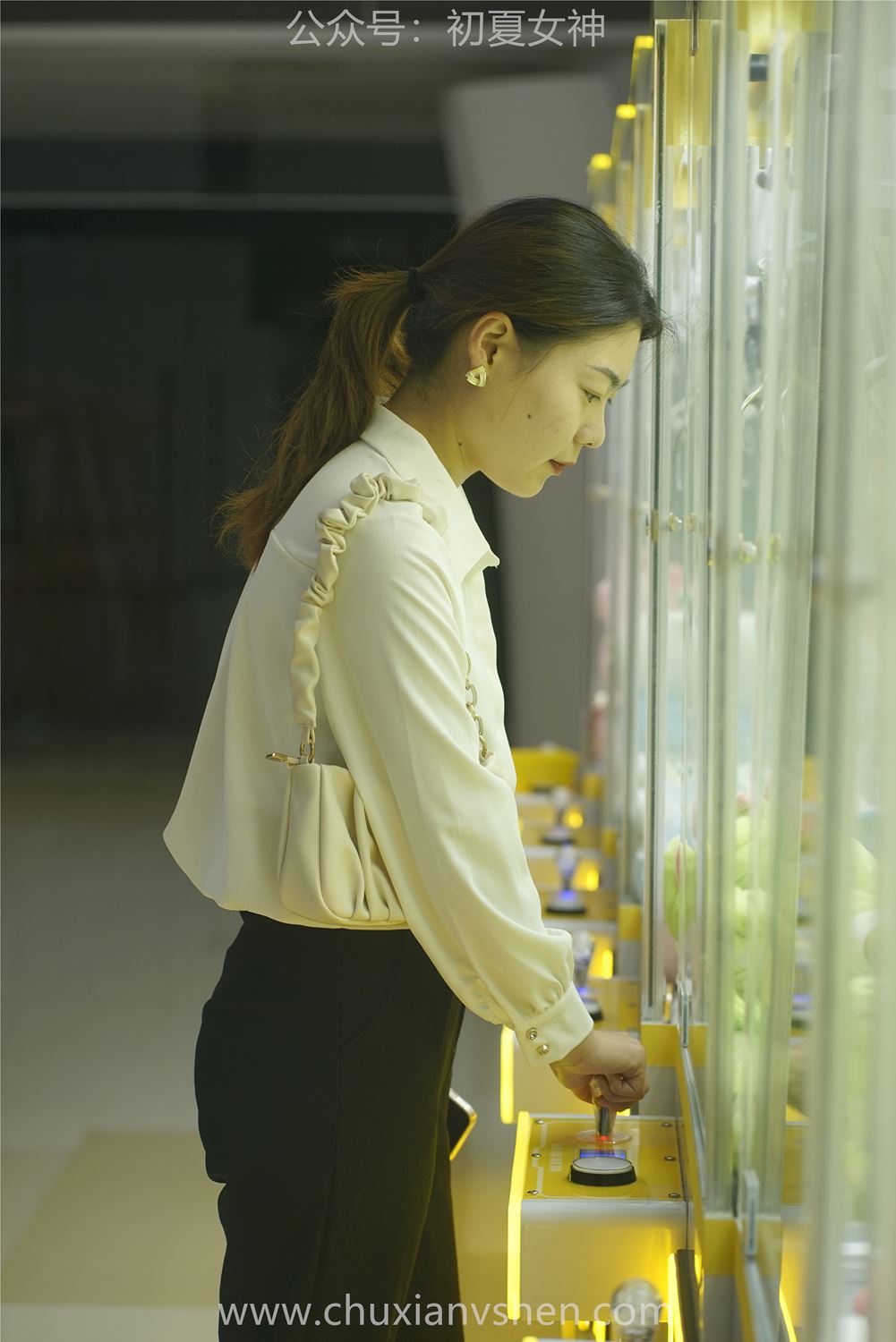 图片[30]-初夏女神 NO.042 小悦悦 职场小白[128P] – 速更版-美库