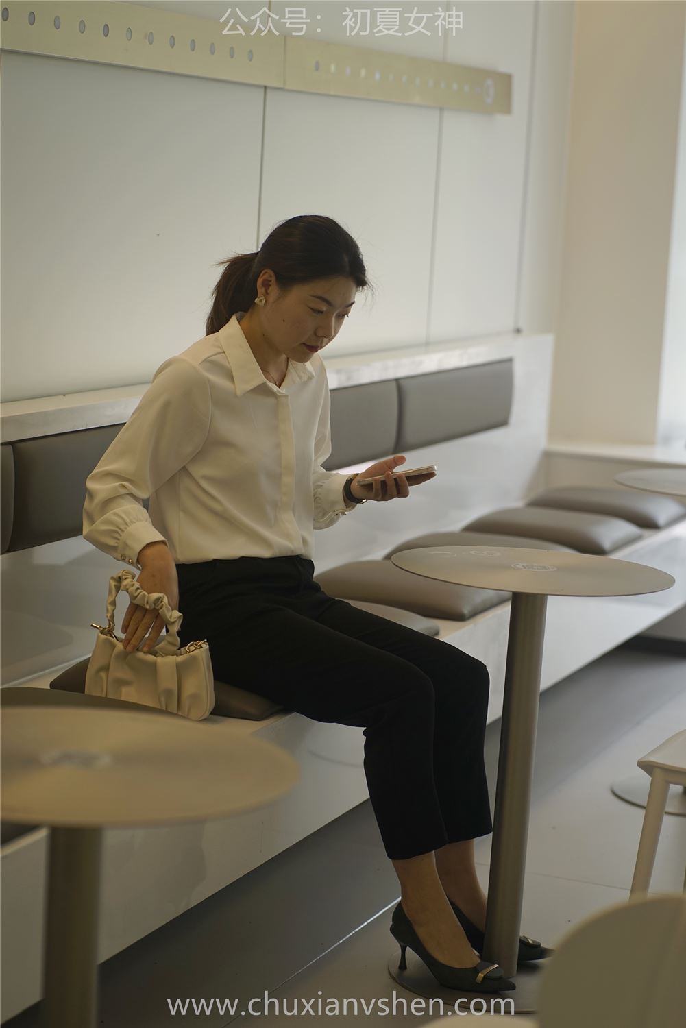 图片[37]-初夏女神 NO.042 小悦悦 职场小白[128P] – 速更版-美库