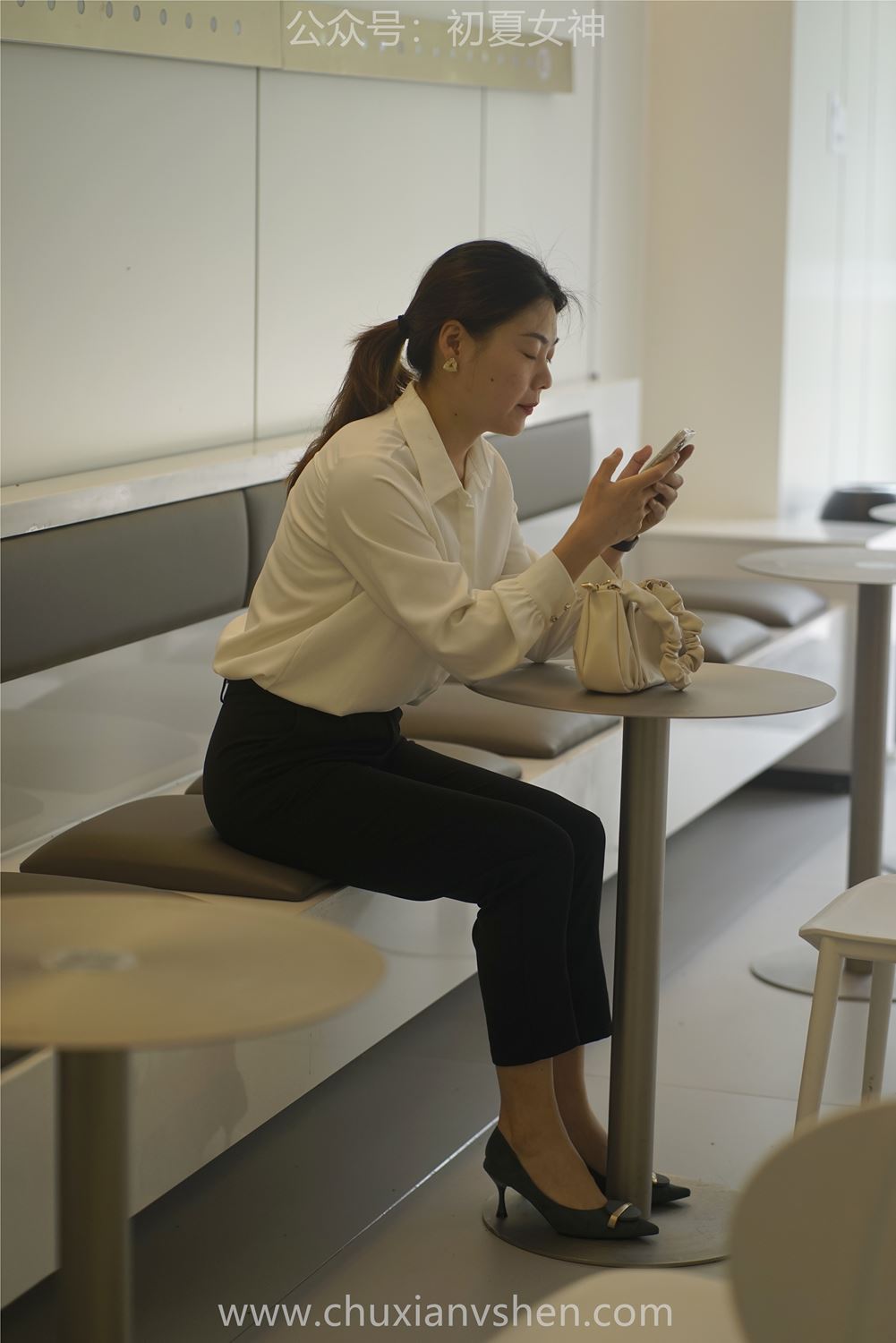 图片[40]-初夏女神 NO.042 小悦悦 职场小白[128P] – 速更版-美库