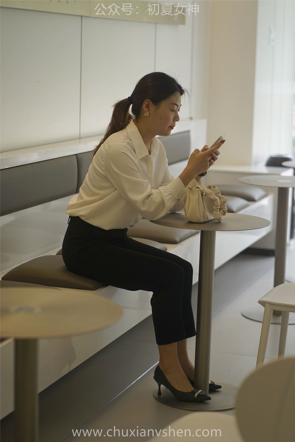 图片[41]-初夏女神 NO.042 小悦悦 职场小白[128P] – 速更版-美库