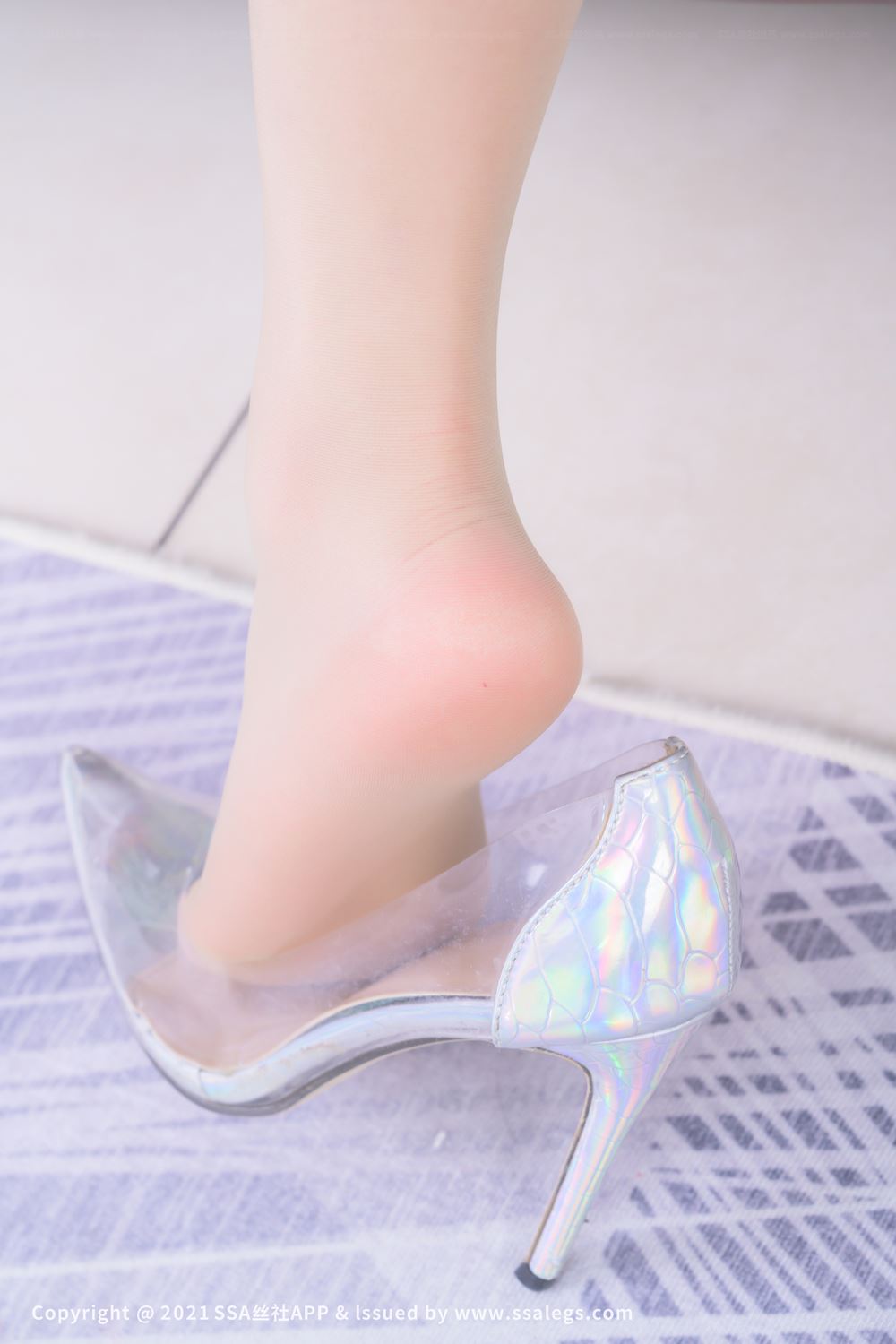 图片[77]-[SSA丝社]超清写真 NO.792 模特素人的肉丝袜大长腿（上）[117P] – 速更版-美库