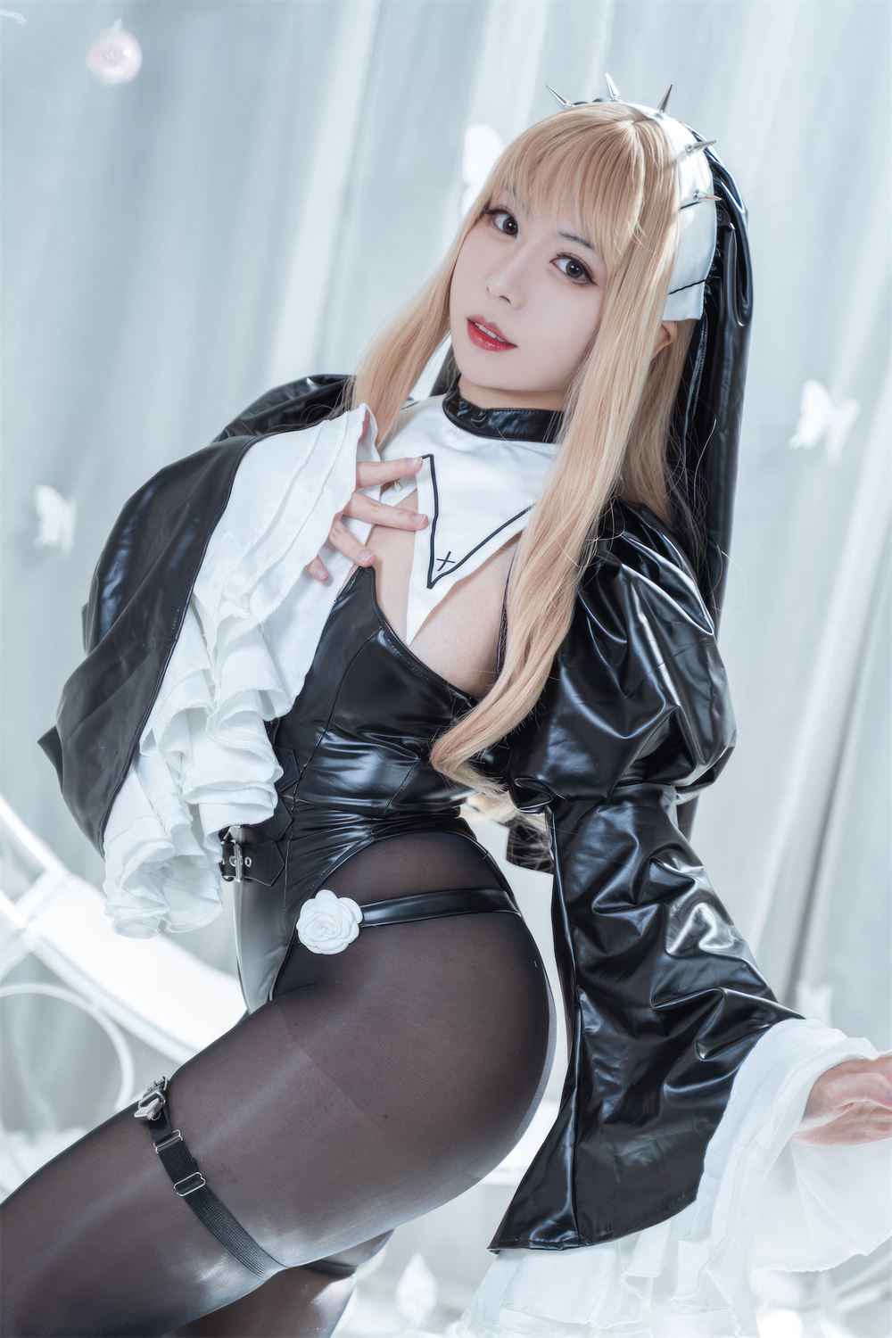 图片[15]-虎森森 – 月之修女[17P] – 速更版-美库