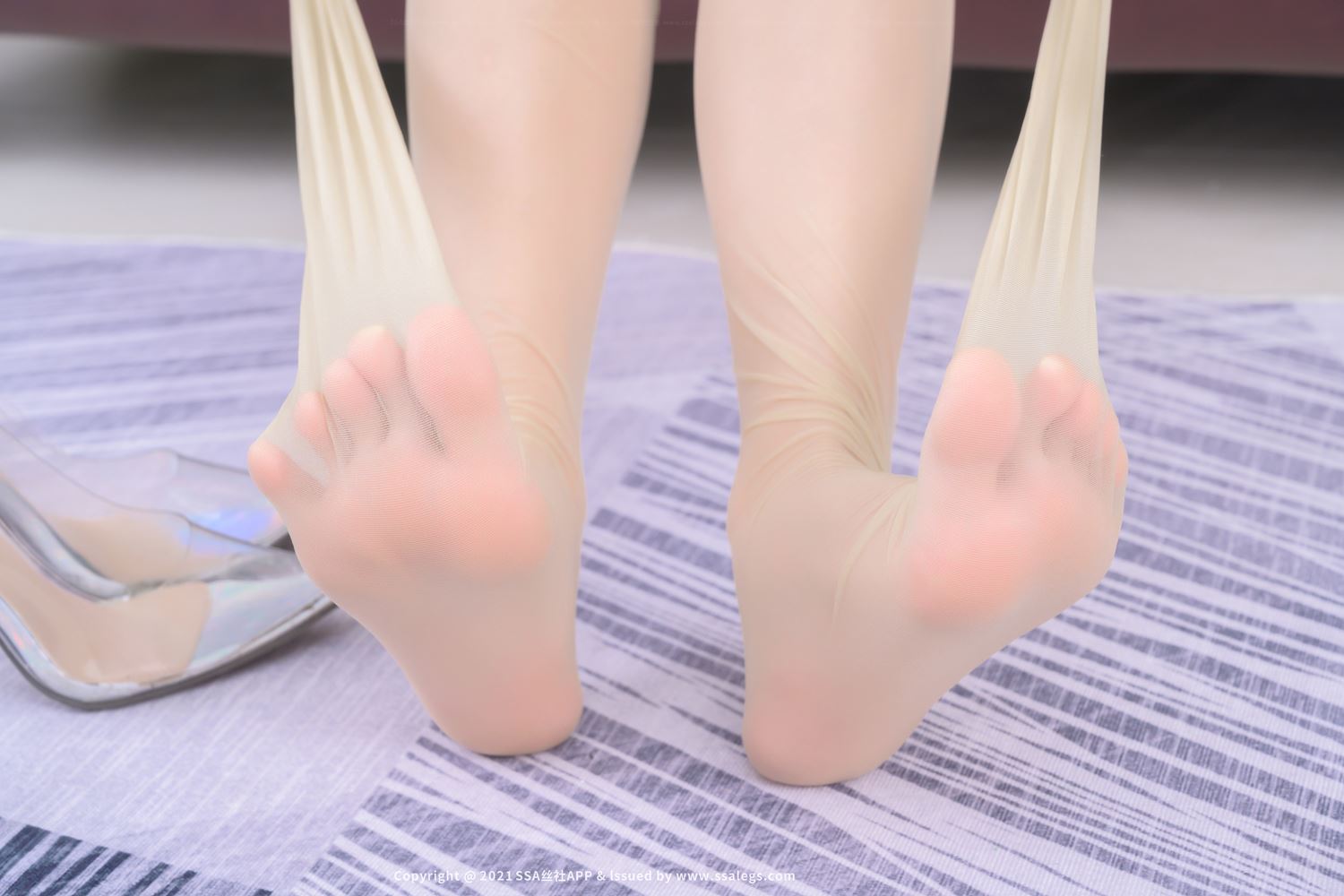 图片[98]-[SSA丝社]超清写真 NO.793 模特素人的肉丝袜美足（下）[117P] – 速更版-美库