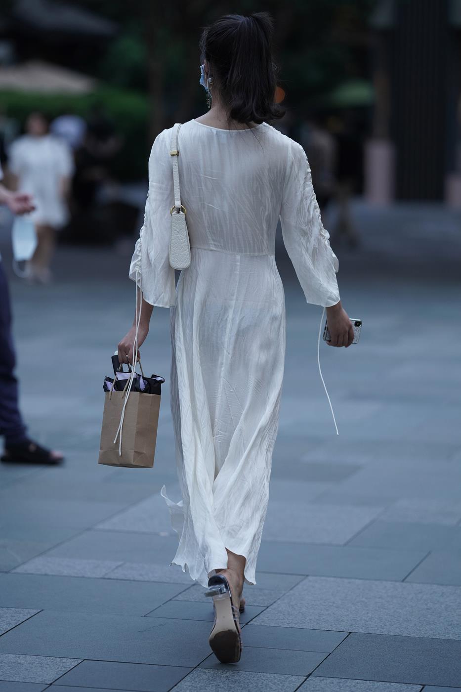 图片[14]-精选街拍作品 NO.1599 凯恩公爵街拍作品 – 舒适的连衣裙[27P] – 速更版-美库