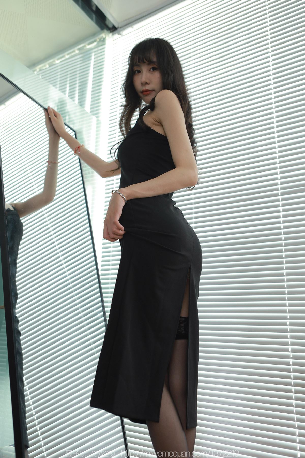 图片[12]-[IESS异思趣向] 2023.05.07 丝享家1444：团团《雷丝少女》[85P] – 速更版-美库