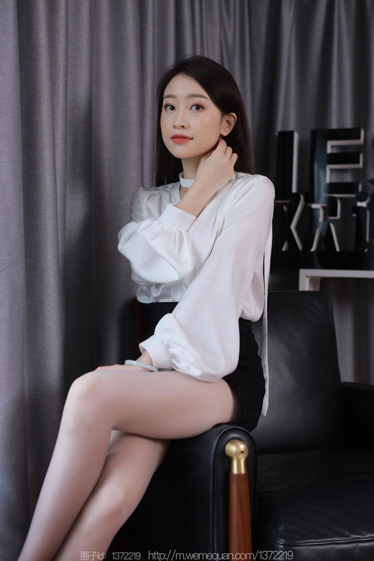 图片[41]-[IESS异思趣向] 2023.05.08 丝享家1445：小婕《黑白渐变》[90P] – 速更版-美库