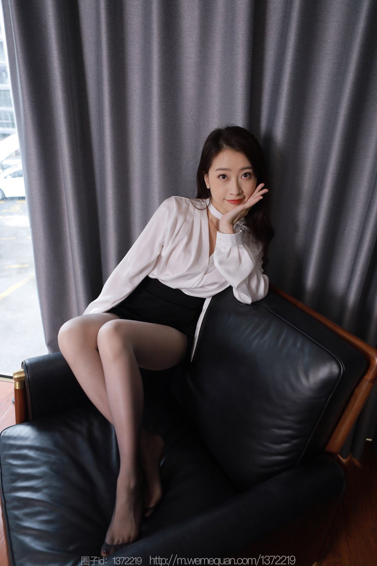 图片[68]-[IESS异思趣向] 2023.05.08 丝享家1445：小婕《黑白渐变》[90P] – 速更版-美库