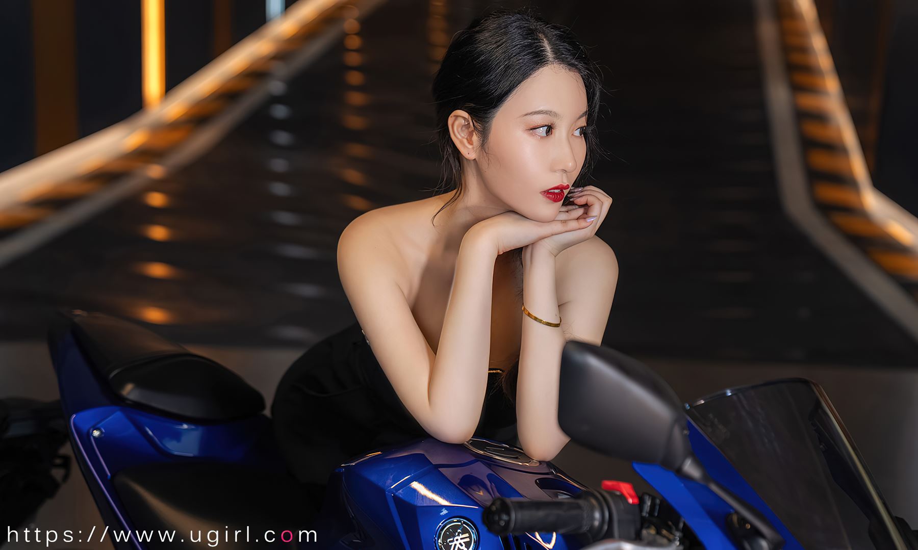 图片[27]-[爱尤物]2023 NO.2661 想牵你的手 钟晴[35P] – 速更版-美库