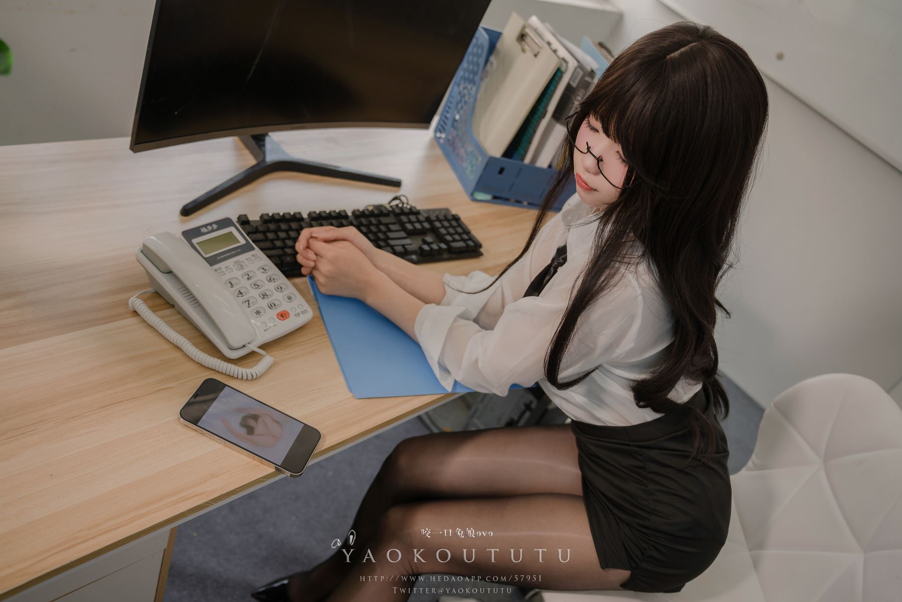 图片[13]-网紅博主@咬一口兔娘(黏黏团子兔) 老板发现的秘密[19P] – 速更版-美库