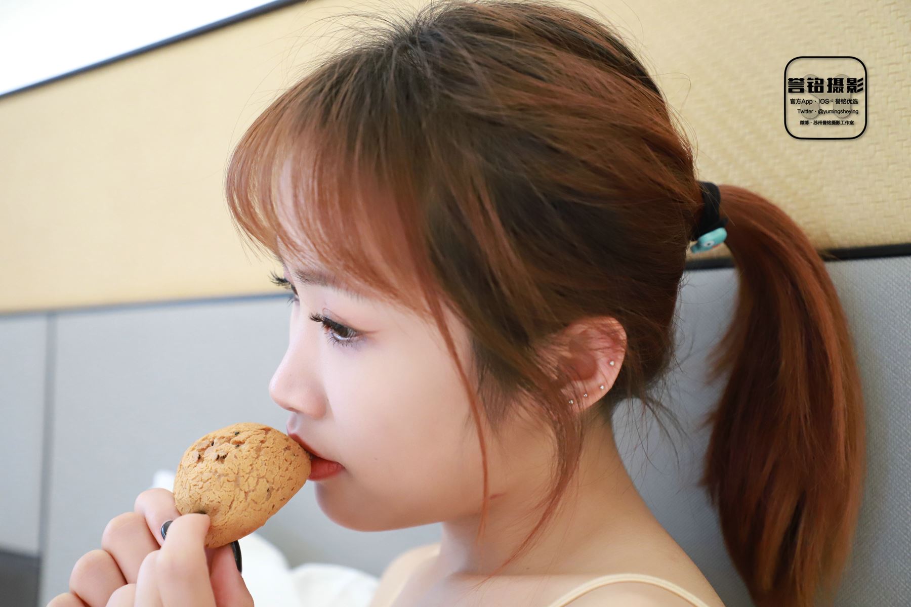 图片[34]-[誉铭传媒]袜足摄影 2023年《五一专享作品》[82P] – 速更版-美库