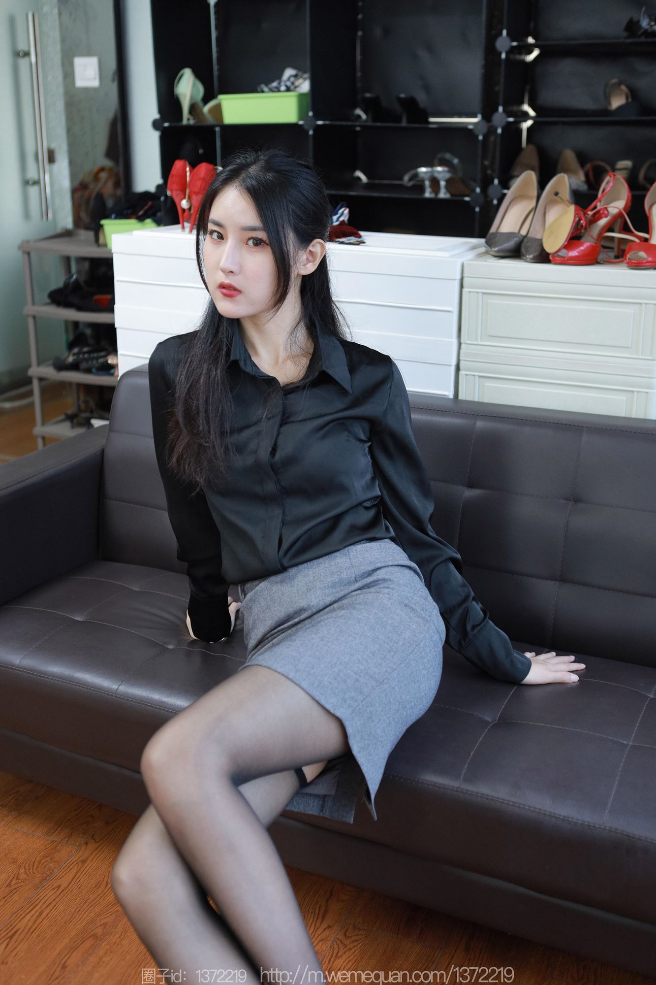 图片[35]-[IESS异思趣向] 2023.05.12 丝享家1449：小宝《灰裙OL》[85P] – 速更版-美库