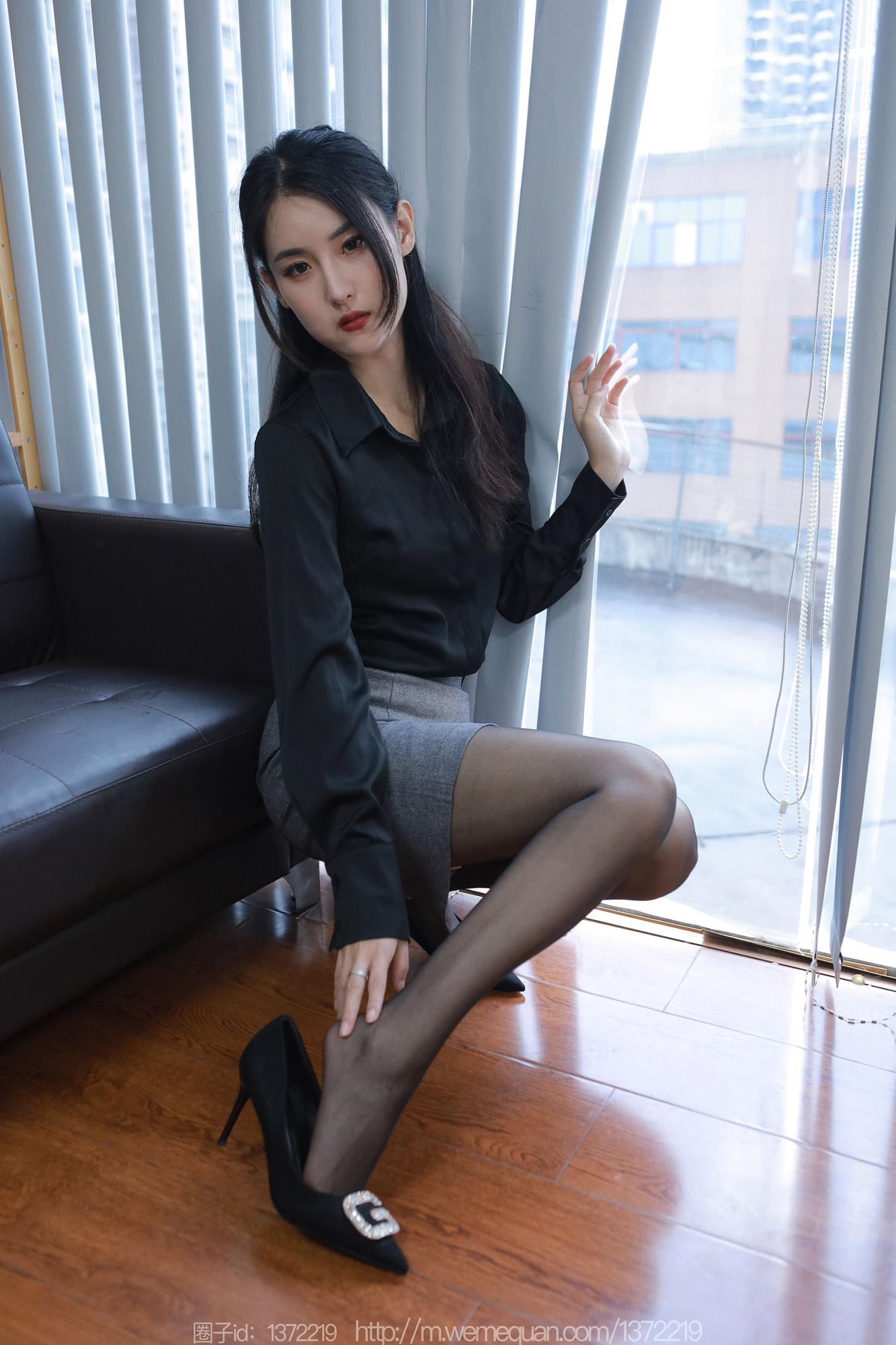 图片[48]-[IESS异思趣向] 2023.05.12 丝享家1449：小宝《灰裙OL》[85P] – 速更版-美库