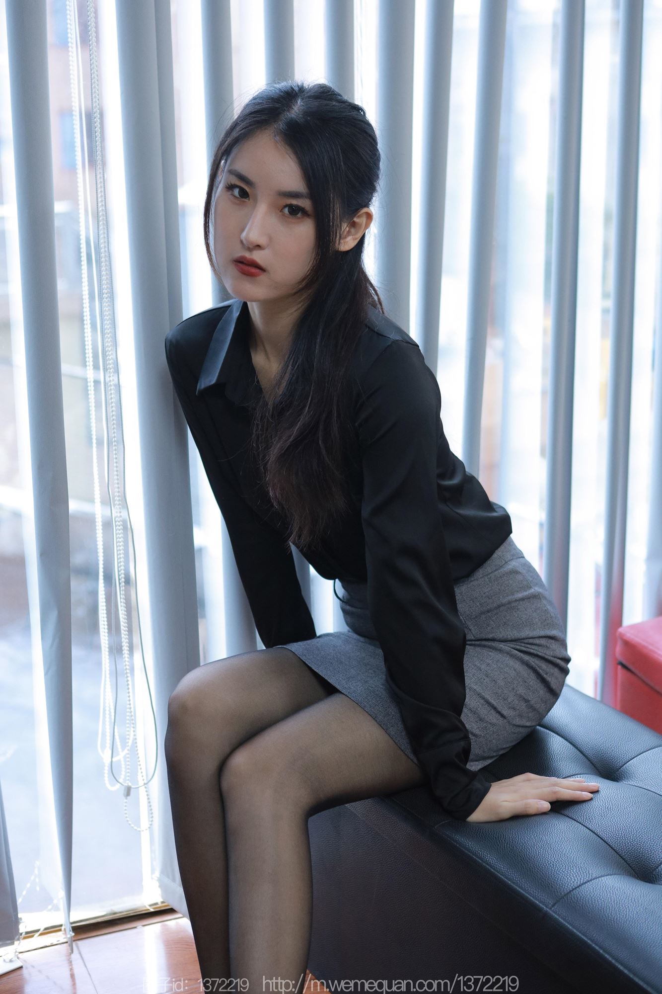 图片[49]-[IESS异思趣向] 2023.05.12 丝享家1449：小宝《灰裙OL》[85P] – 速更版-美库