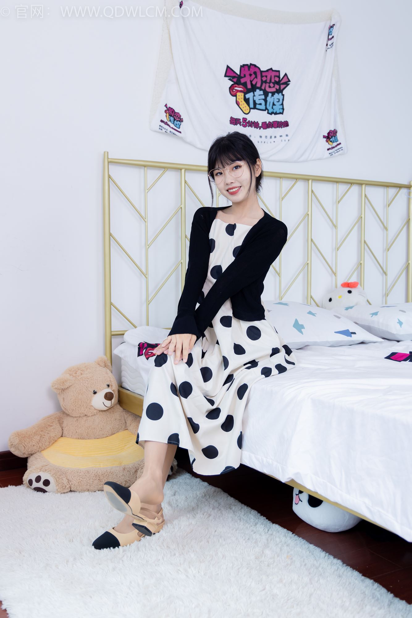 图片[156]-物恋传媒 NO.1693 米米-自由自在[160P] – 速更版-美库