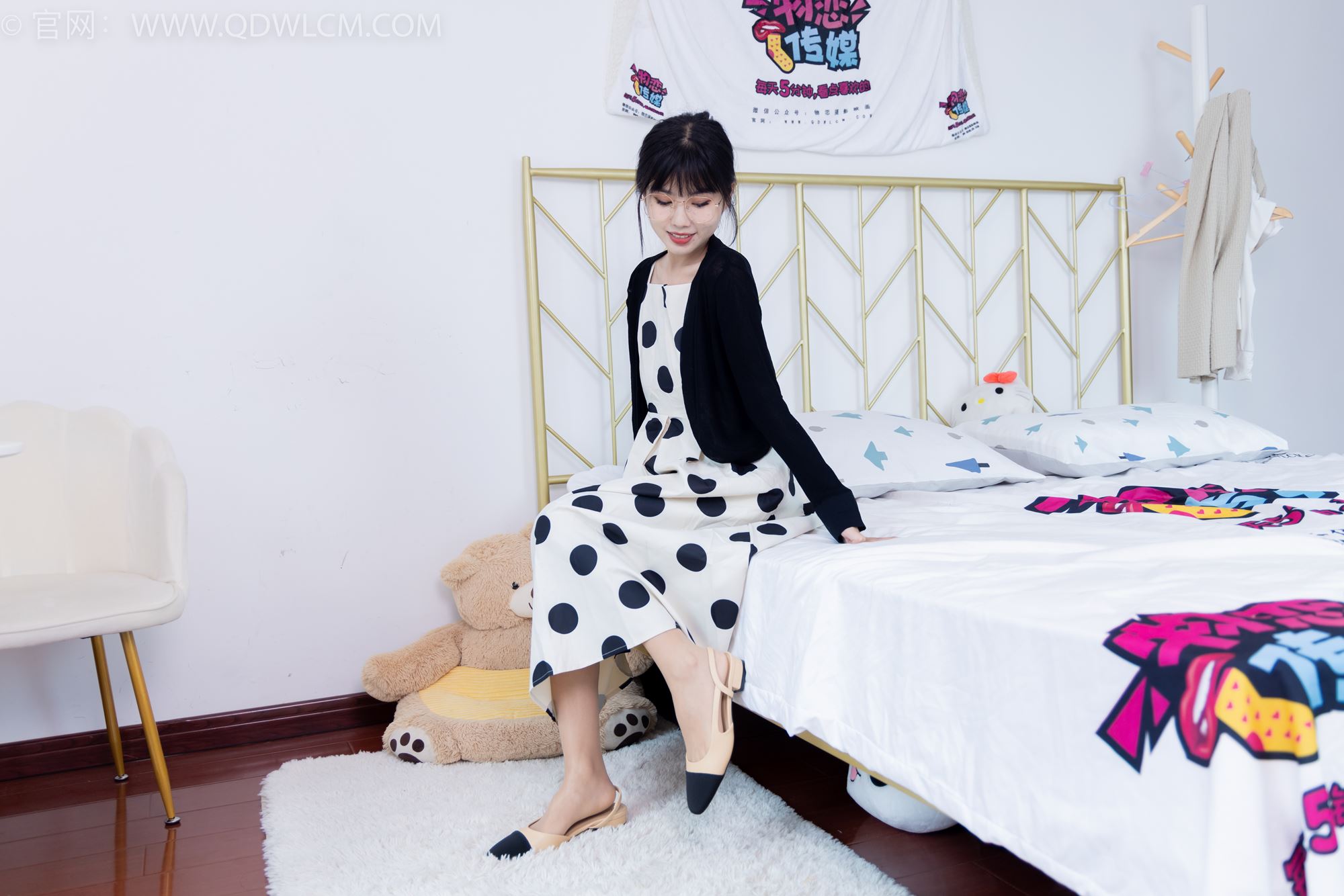 图片[161]-物恋传媒 NO.1693 米米-自由自在[160P] – 速更版-美库