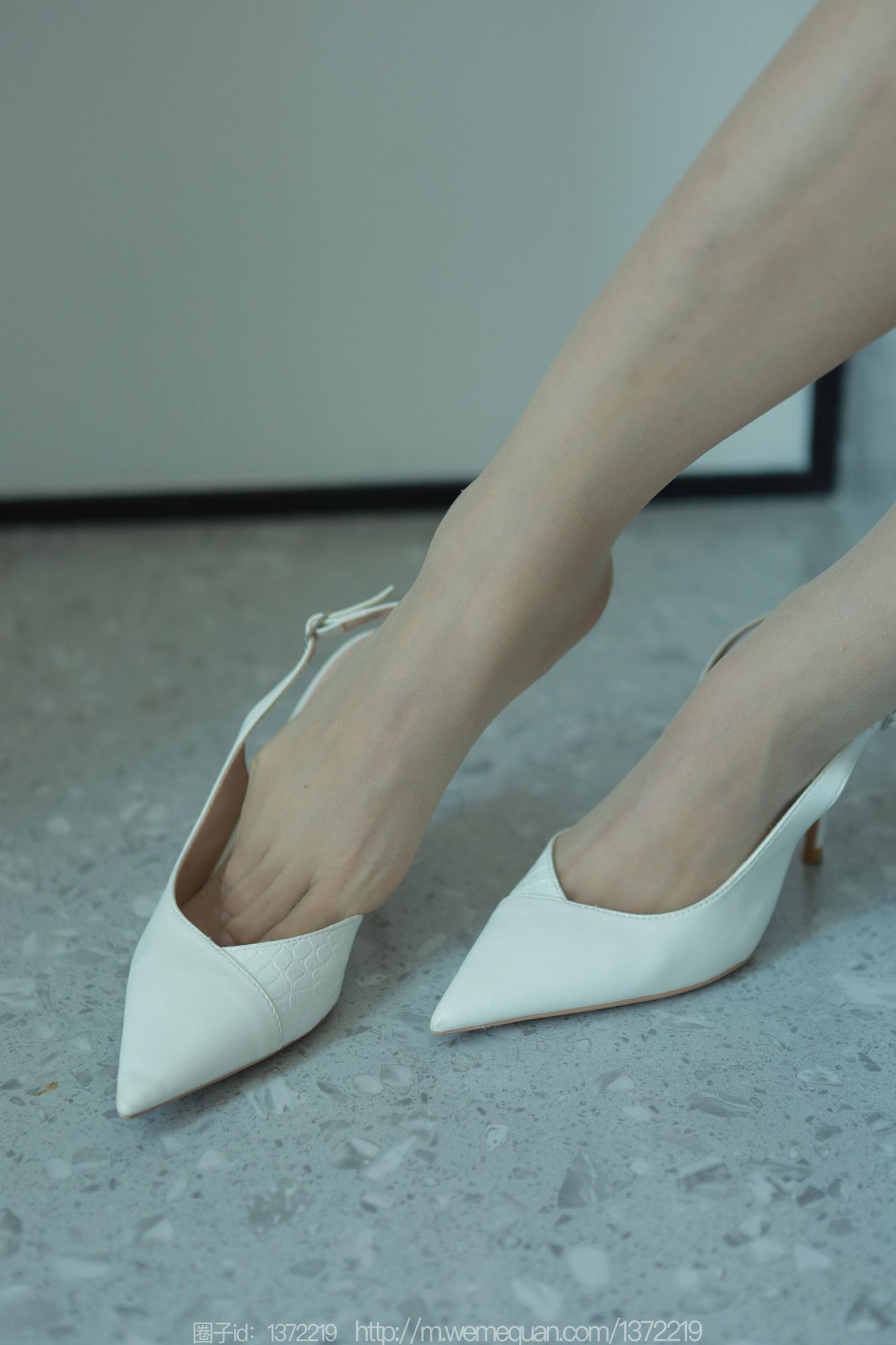 图片[69]-[IESS异思趣向] 2023.05.14 丝享家1451：小宝《浅色包臀裙》[80P] – 速更版-美库