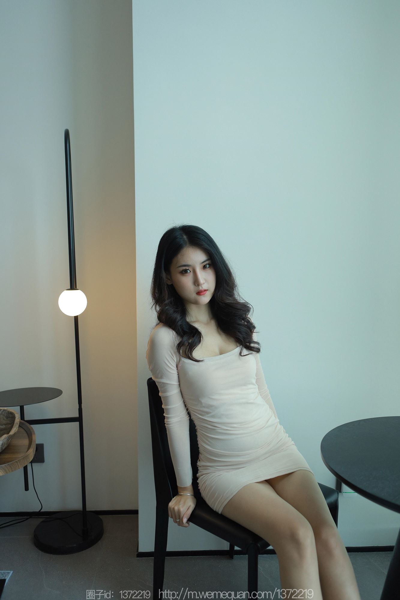 图片[77]-[IESS异思趣向] 2023.05.14 丝享家1451：小宝《浅色包臀裙》[80P] – 速更版-美库