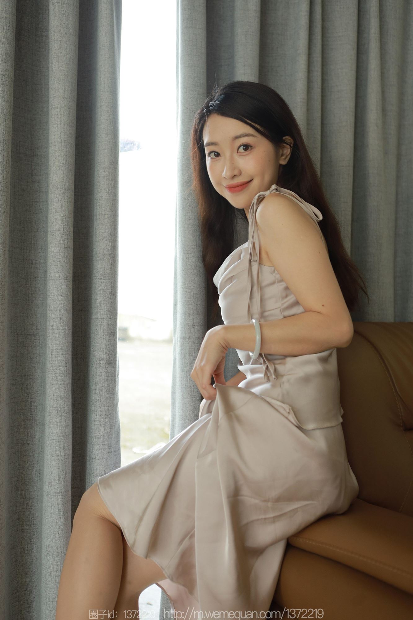 图片[80]-[IESS异思趣向] 2023.05.15 丝享家1452：小婕《香槟色吊带裙》[85P] – 速更版-美库